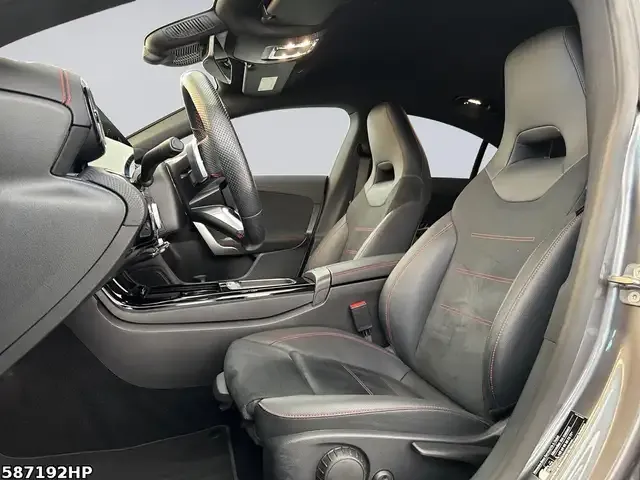Mercedes-Benz CLA 220