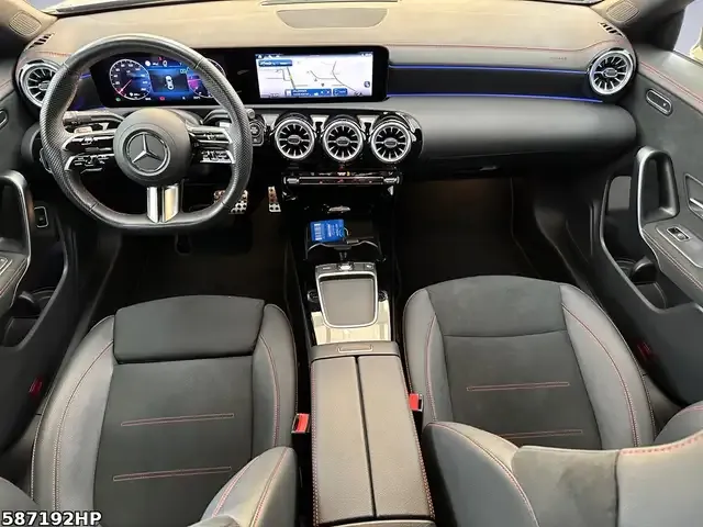 Mercedes-Benz CLA 220