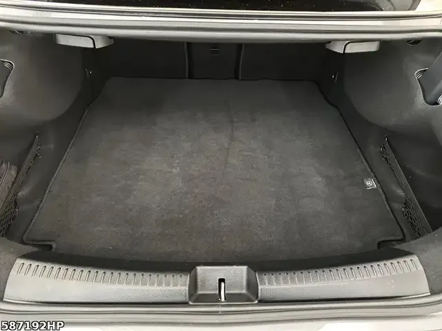 Mercedes-Benz CLA 220