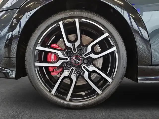 MINI John Cooper Works Cabrio