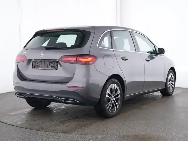 Mercedes-Benz B 250