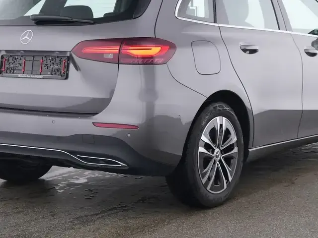 Mercedes-Benz B 250