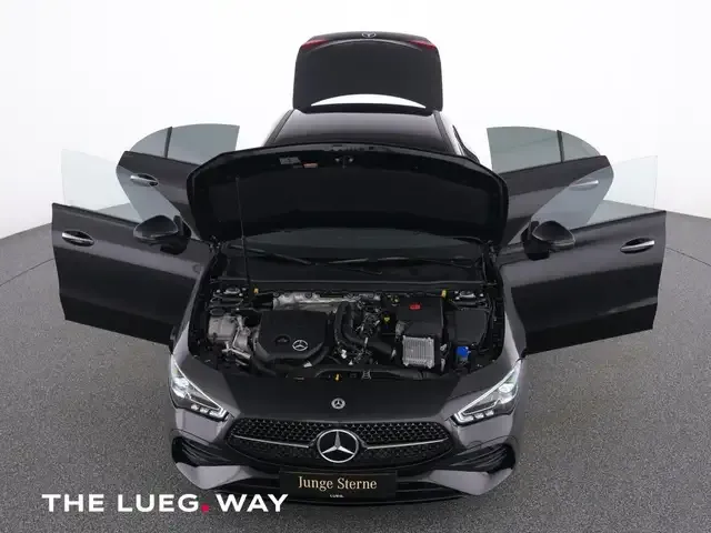 Mercedes-Benz CLA 200