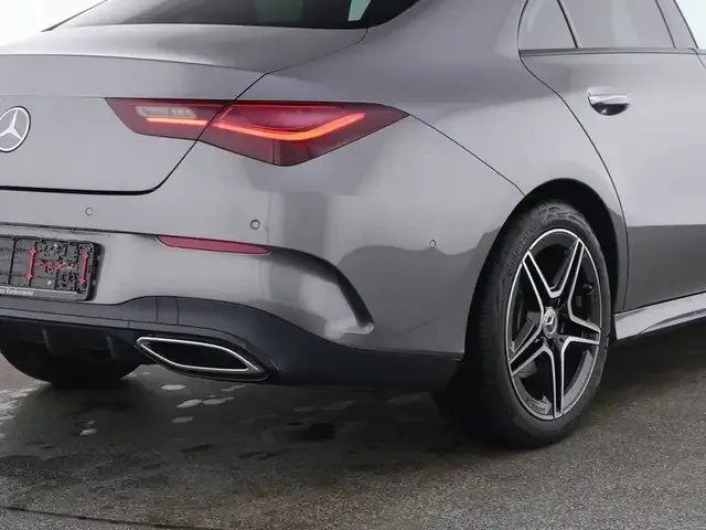 Mercedes-Benz CLA 200