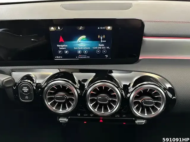 Mercedes-Benz CLA 220