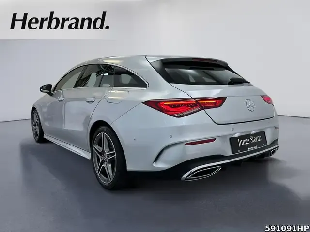 Mercedes-Benz CLA 220