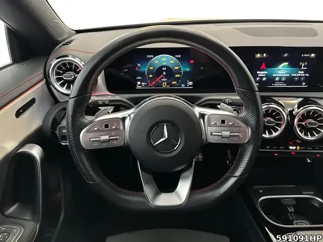 Mercedes-Benz CLA 220