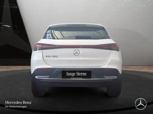 Mercedes-Benz EQA 250