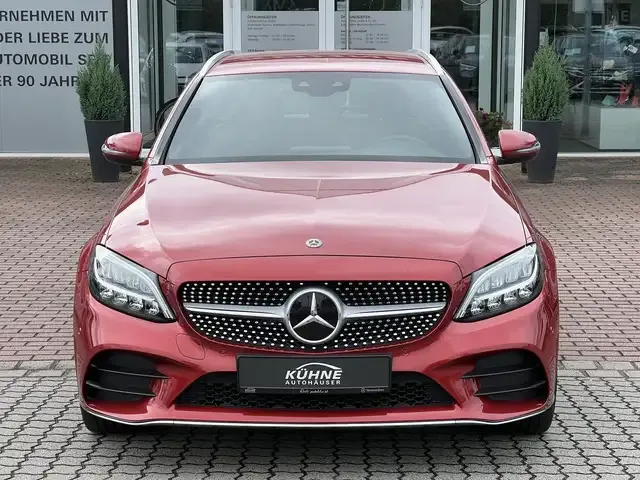 Mercedes-Benz C 220