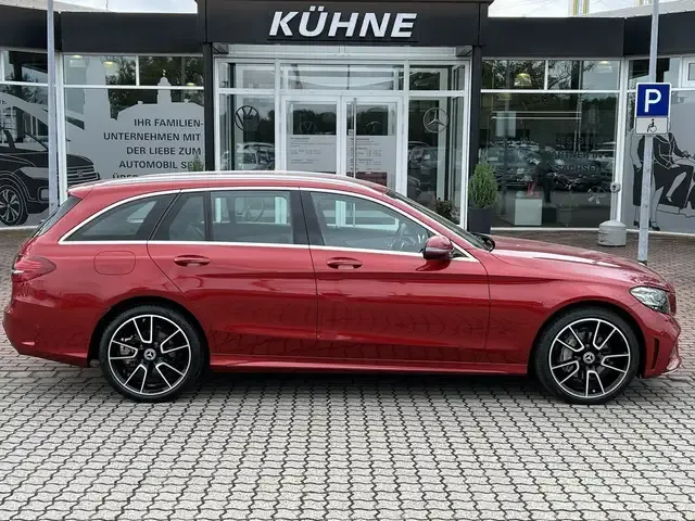 Mercedes-Benz C 220