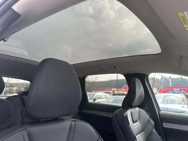 Volvo EX90