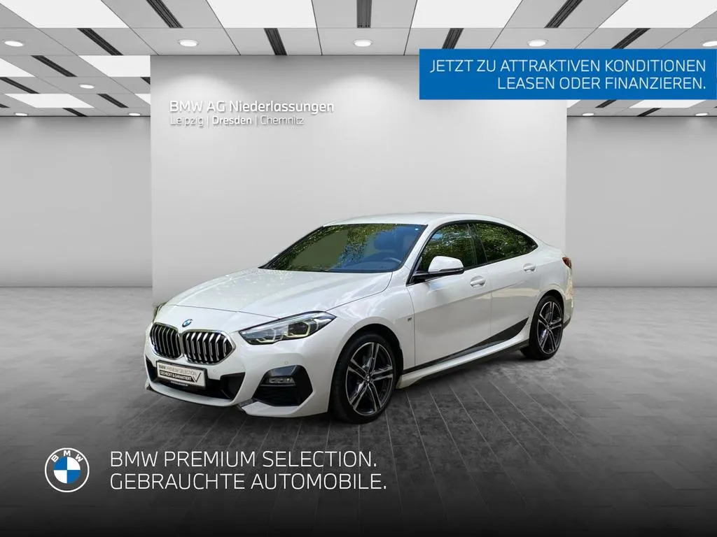 BMW 218