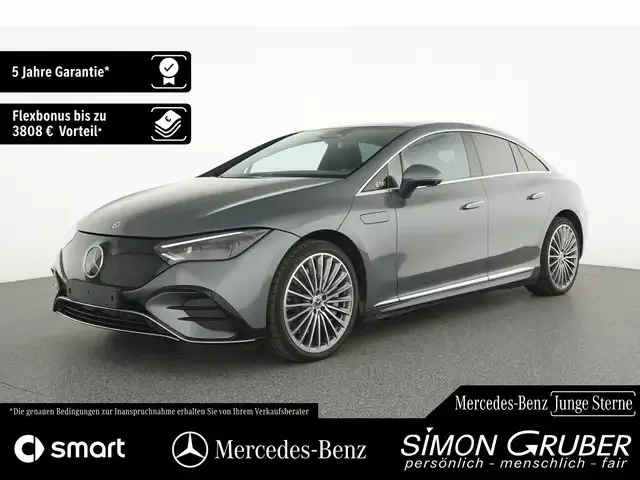 Mercedes-Benz EQE 300
