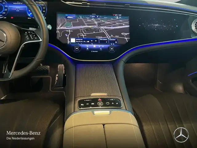 Mercedes-Benz EQS