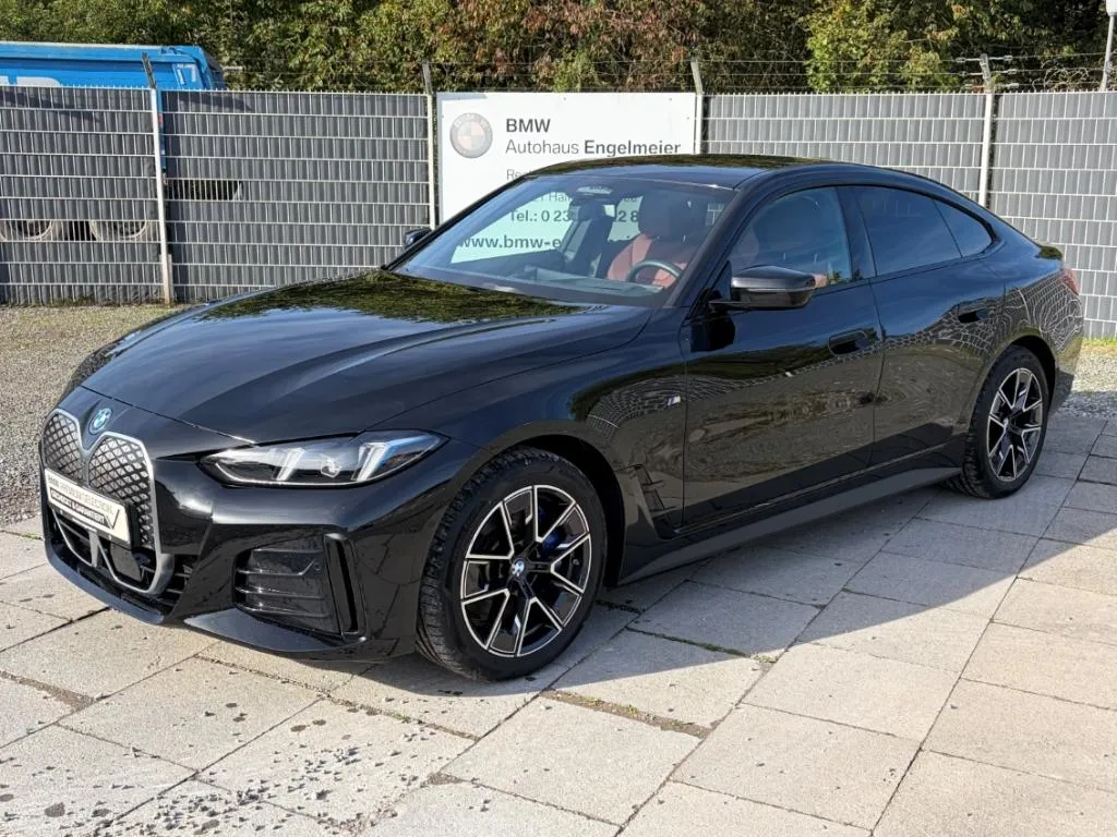 BMW i4