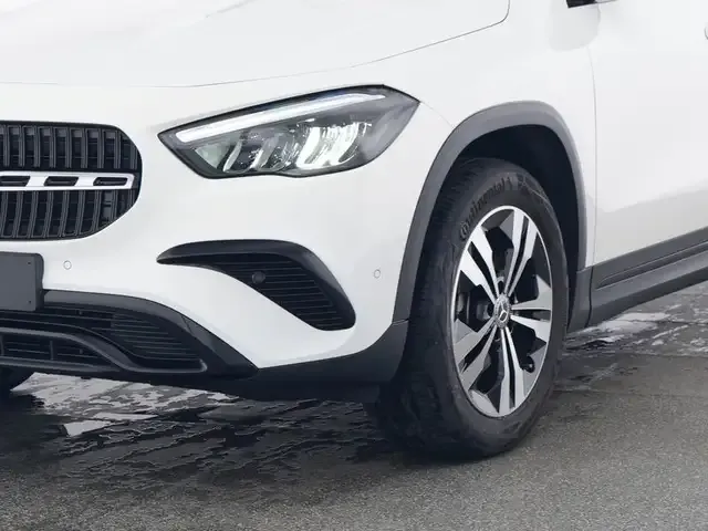 Mercedes-Benz GLA 180