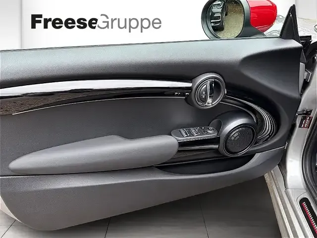 MINI John Cooper Works Cabrio