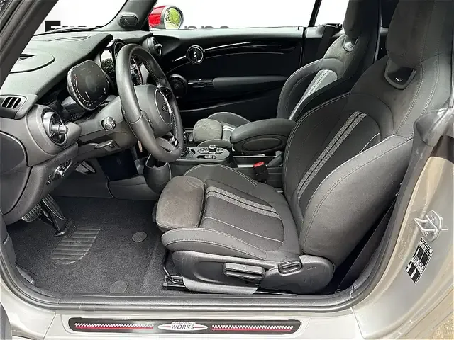 MINI John Cooper Works Cabrio