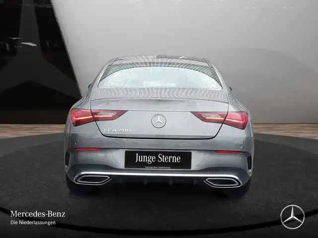 Mercedes-Benz CLA 200
