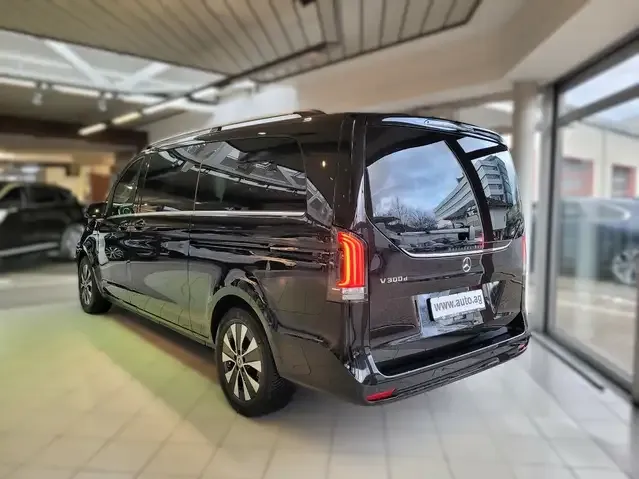 Mercedes-Benz V 300