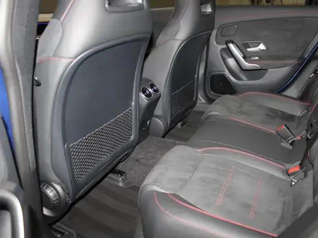 Mercedes-Benz CLA 220