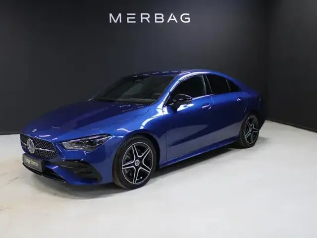 Mercedes-Benz CLA 220
