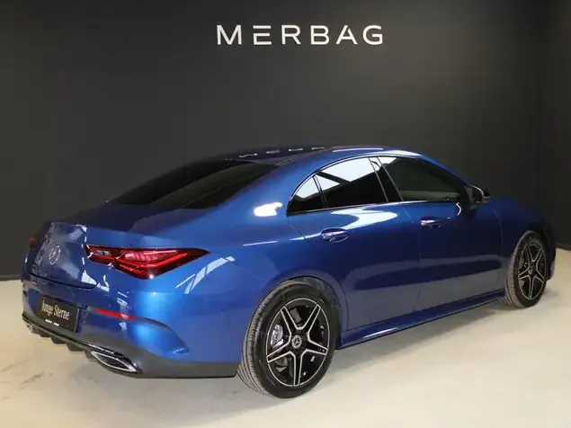 Mercedes-Benz CLA 220
