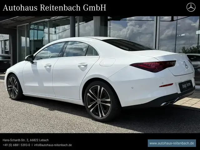 Mercedes-Benz CLA 180