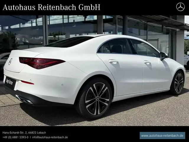 Mercedes-Benz CLA 180