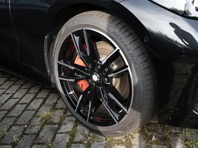 BMW 340