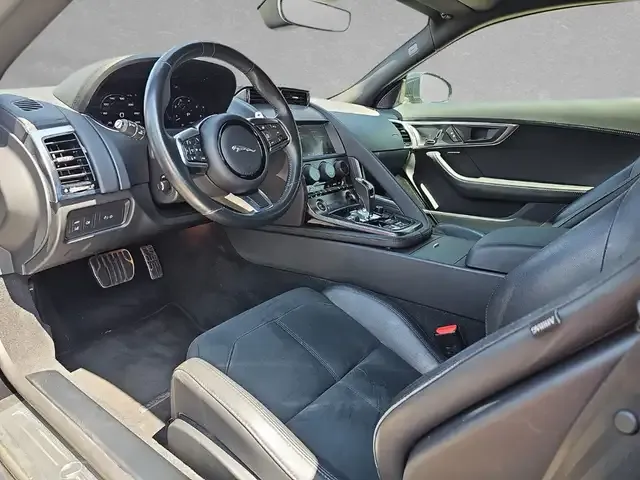 Jaguar F-Type