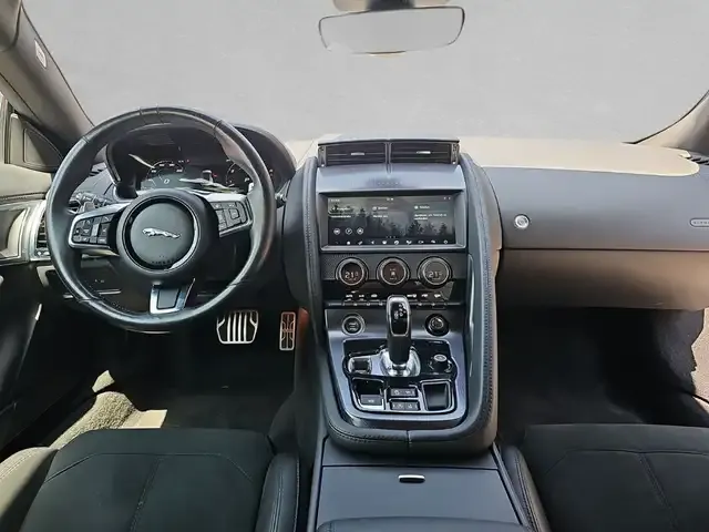 Jaguar F-Type