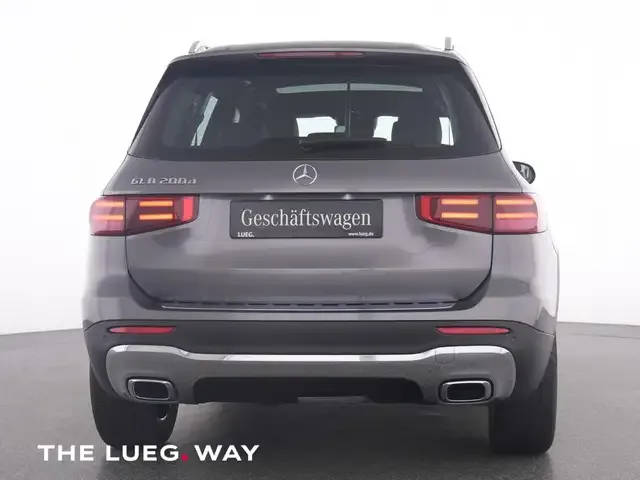 Mercedes-Benz GLB 200