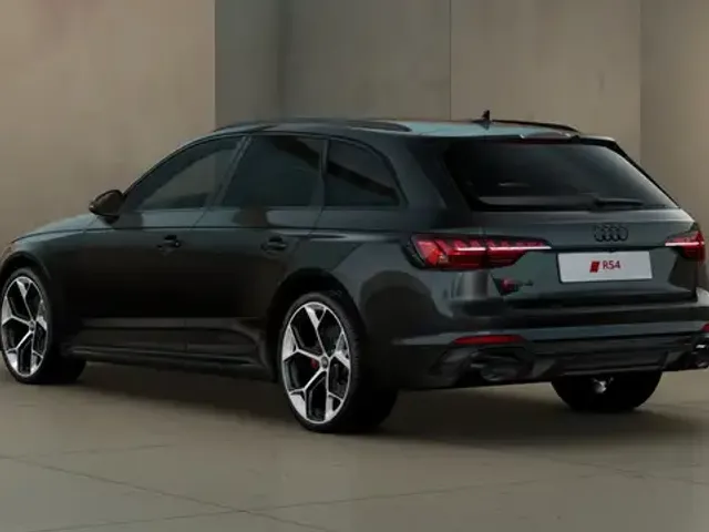 Audi RS4