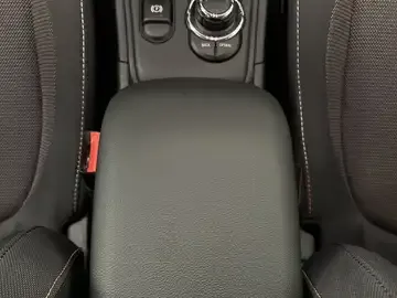 MINI One Countryman
