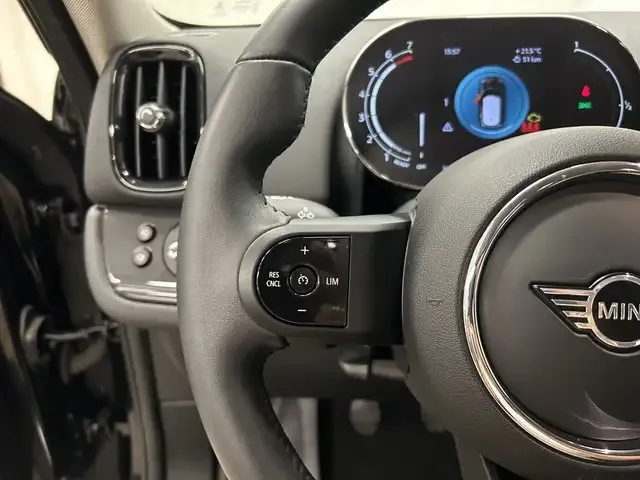 MINI One Countryman