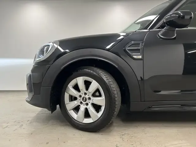 MINI One Countryman