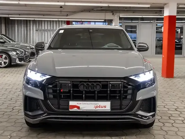 Audi SQ8