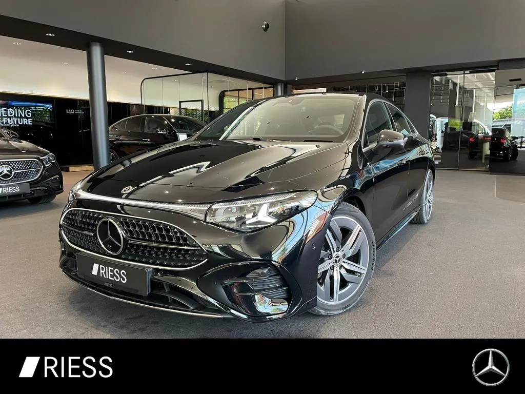 Mercedes-Benz CLA 180