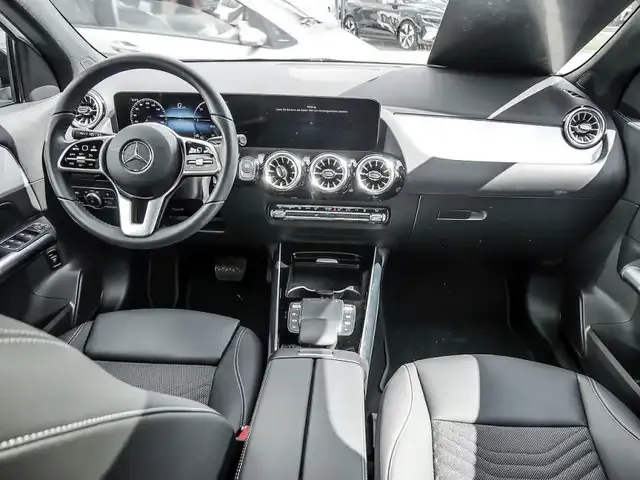 Mercedes-Benz EQA 350