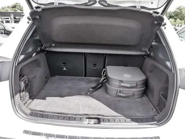 Mercedes-Benz EQA 350