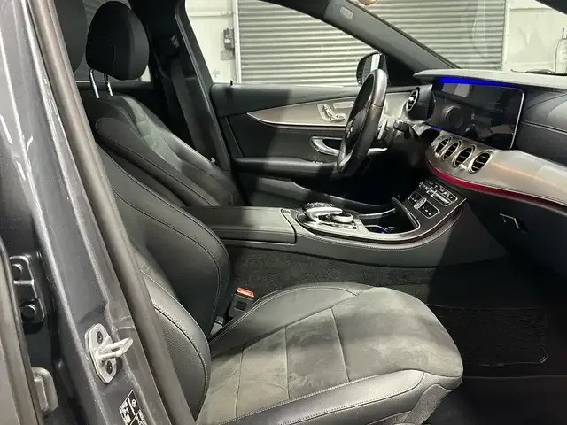 Mercedes-Benz E 400