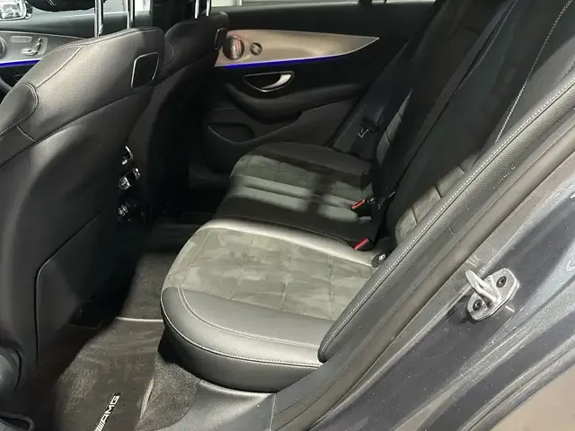 Mercedes-Benz E 400