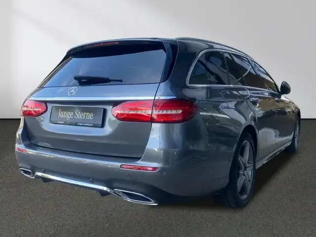 Mercedes-Benz E 400