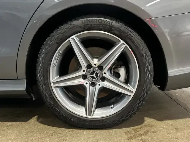 Mercedes-Benz E 400