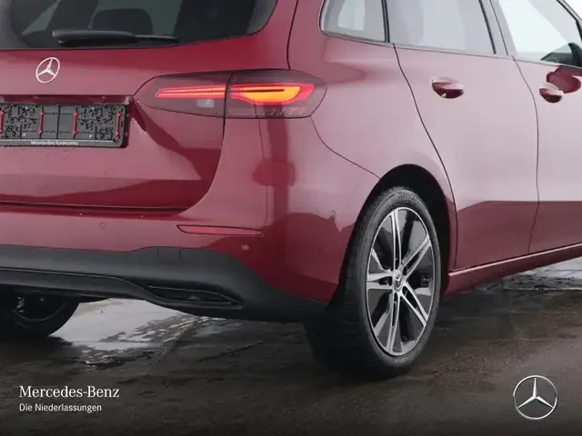 Mercedes-Benz B 200