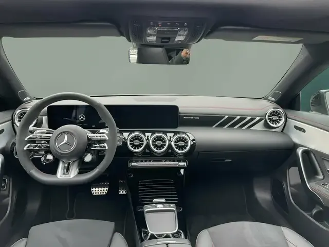 Mercedes-Benz CLA 45 AMG