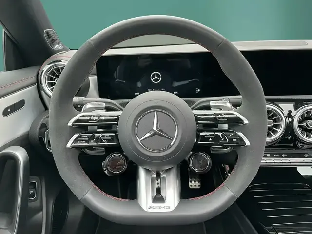 Mercedes-Benz CLA 45 AMG