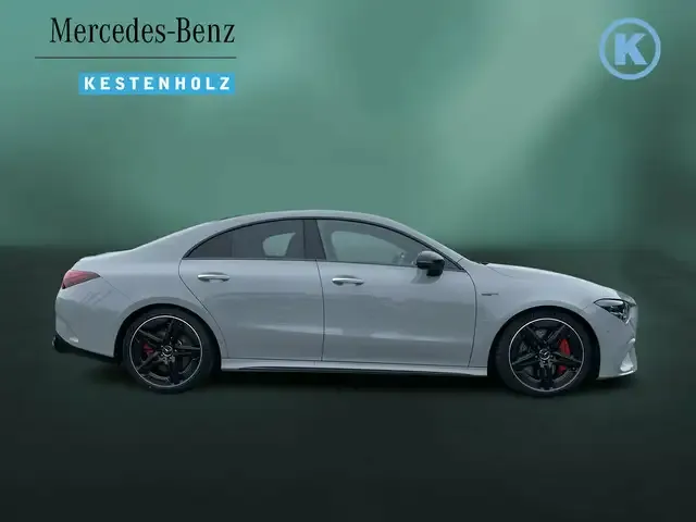 Mercedes-Benz CLA 45 AMG