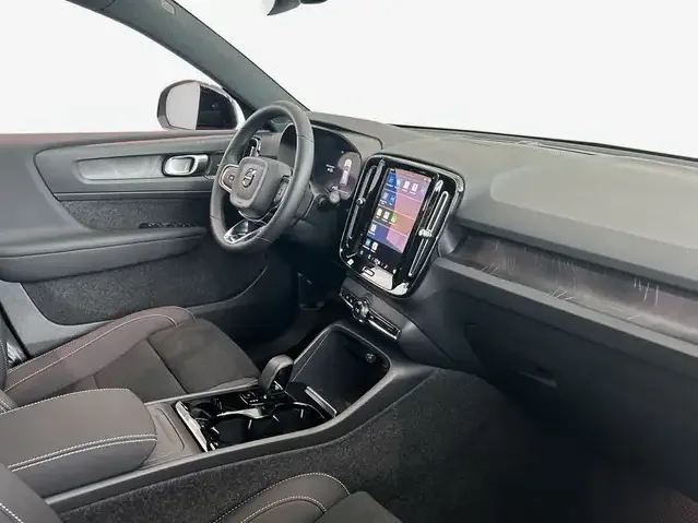 Volvo EX40
